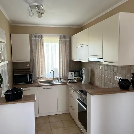 Szilvia Apartment Balatonakali
